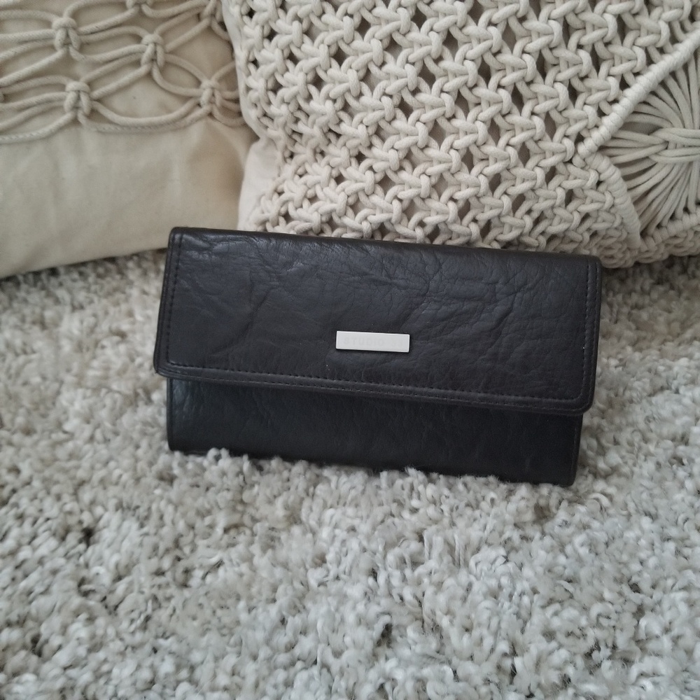 Studio 33 handbag
